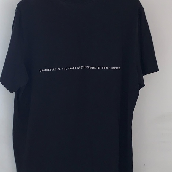 Men’s Nike Tee shirt black large Kyrie Irving - Picture 5 of 9